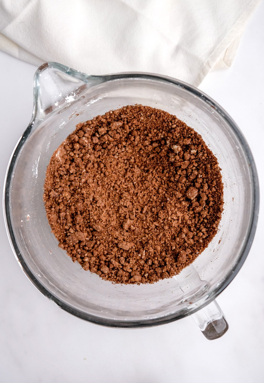 Image showing step 2 of how to make theLindt frosting.