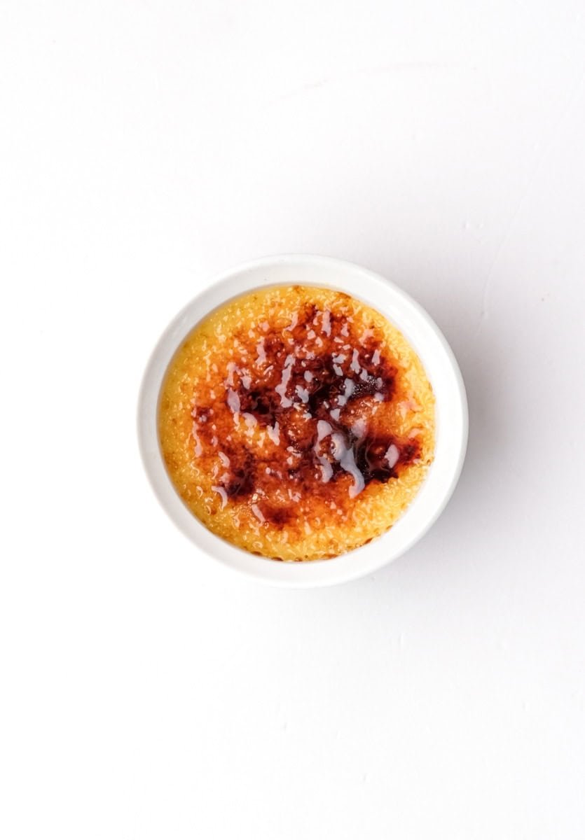 Image showing step 6 of how to make a white chocolate creme brulee.
