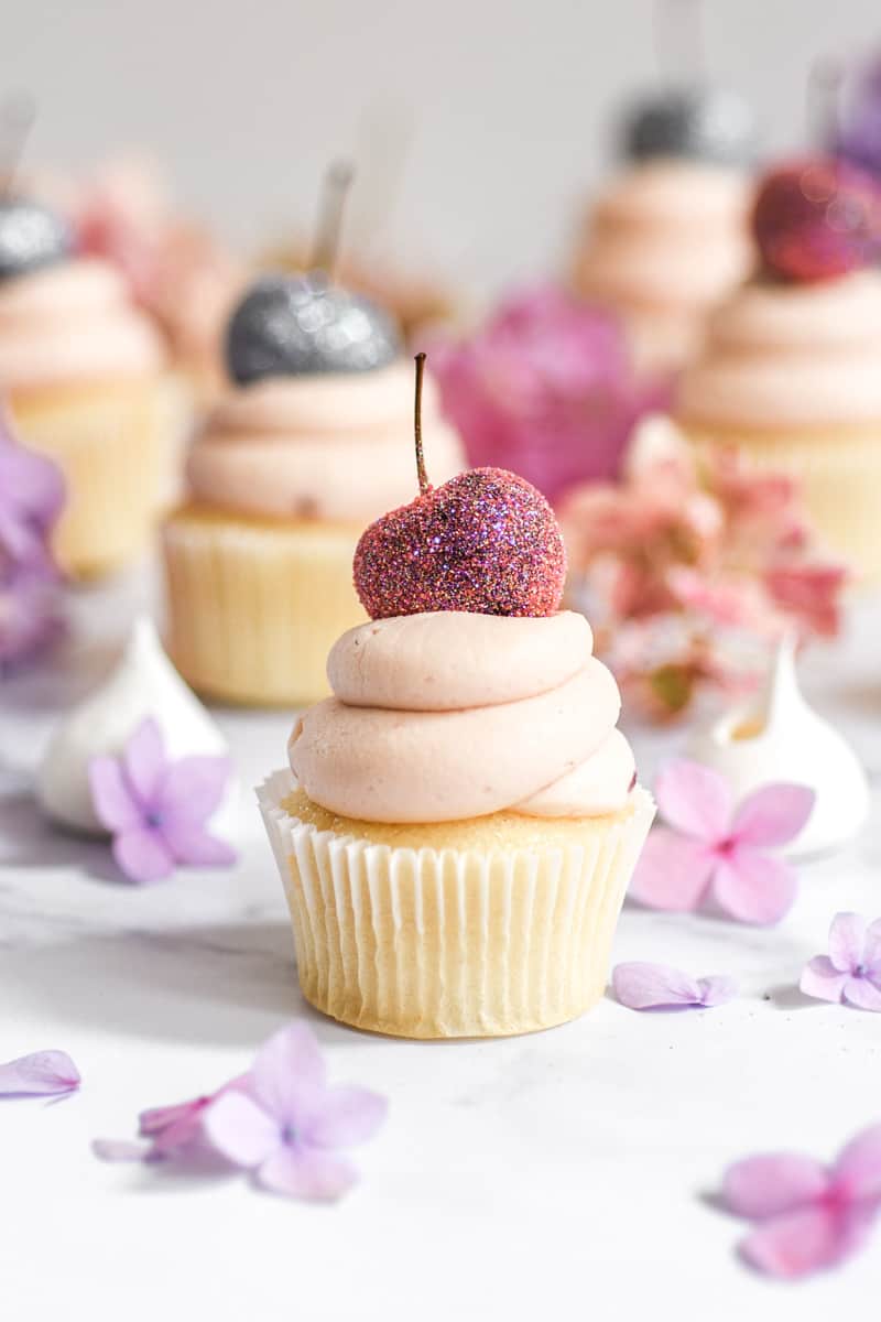 9 Cupcake Baking Tips You Need to Know - With Love Kitty, image size:800x1200