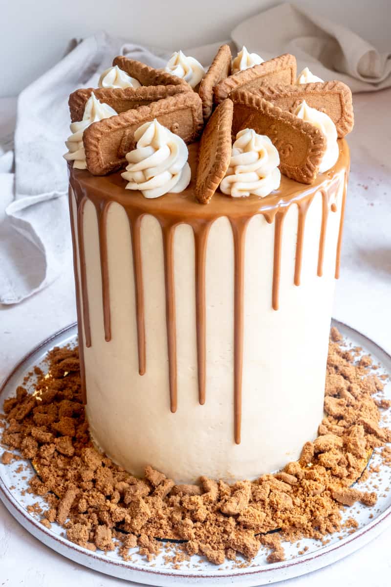 Lotus Biscoff Cake shown on a cake plate 