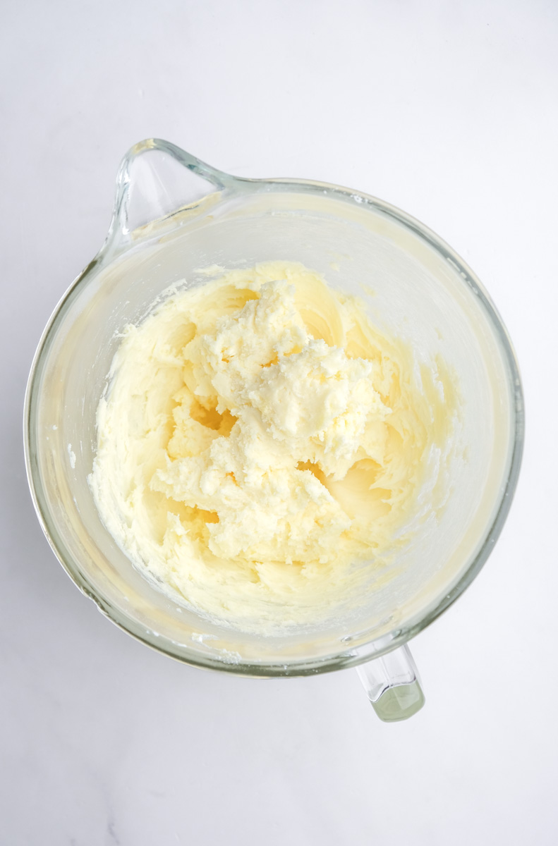 Image showing step 1 of how to make the vanilla frosting.