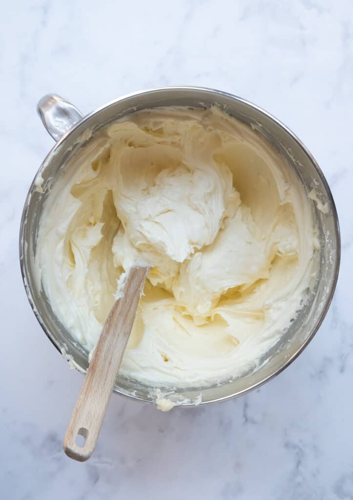 How to make a Naked Carrot Cake