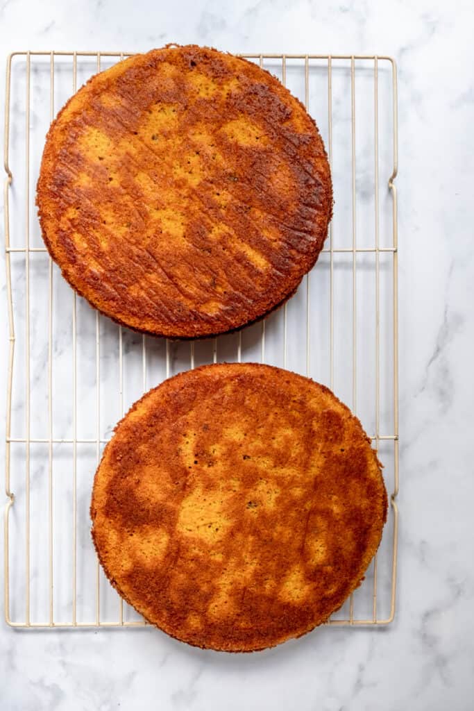 How to make a Naked Carrot Cake