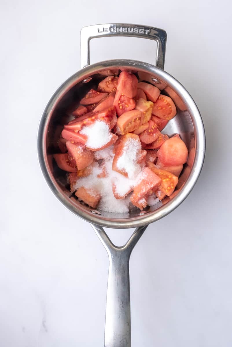 Image showing step 1 of how to make the guava compote.