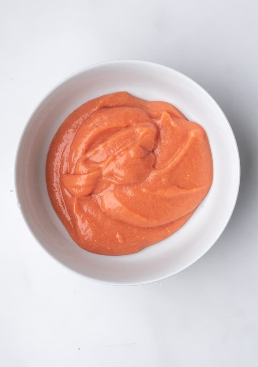 Image showing step 4 of how to make the guava compote.