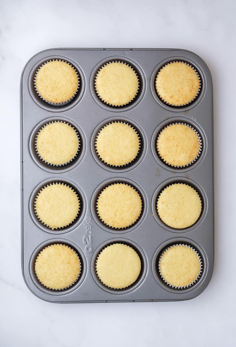 Image shows step 4 of how to make vanilla cupcakes with oil.