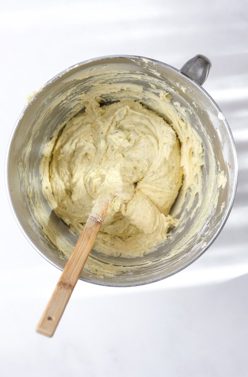 Image showing step 4 of how to make pistachio cupcakes.