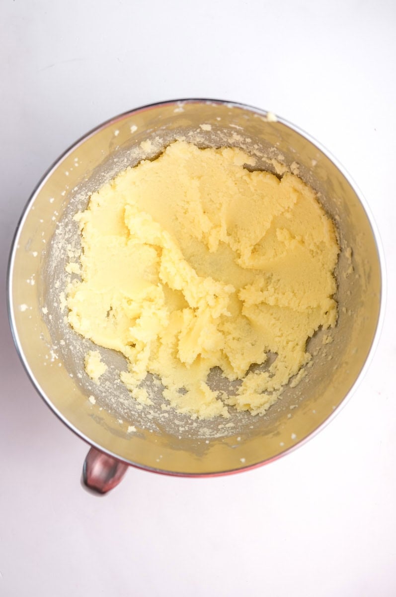 Image shows step 1 of how to make the orange cupcakes.