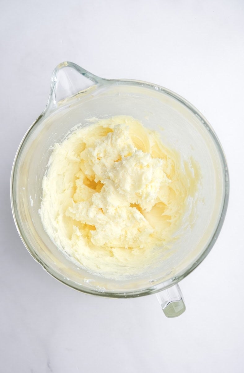 Image showing step 4 of how to make the frosting.